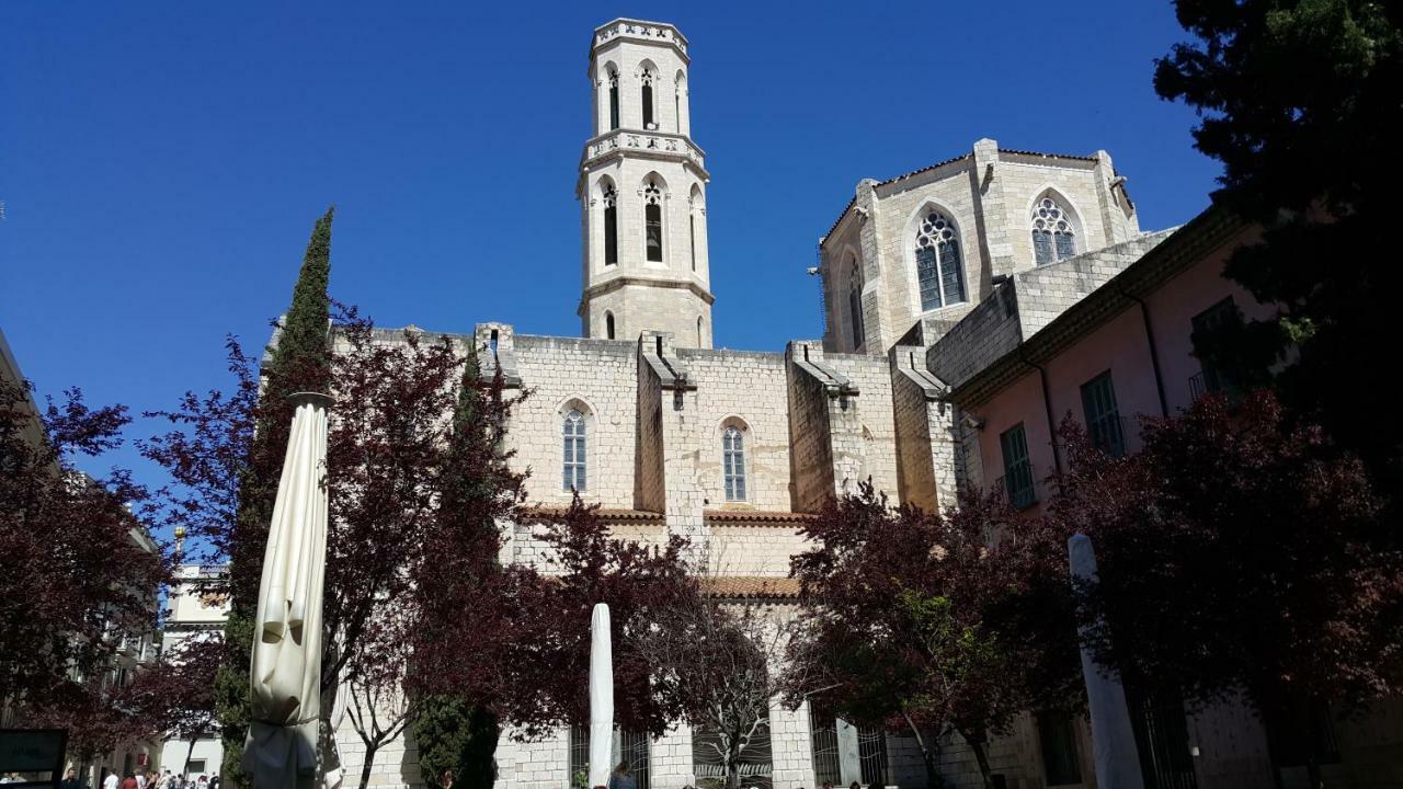 Apartamento Nuria Φιγκέρες Εξωτερικό φωτογραφία