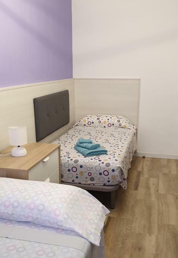 Apartamento Nuria Φιγκέρες Εξωτερικό φωτογραφία